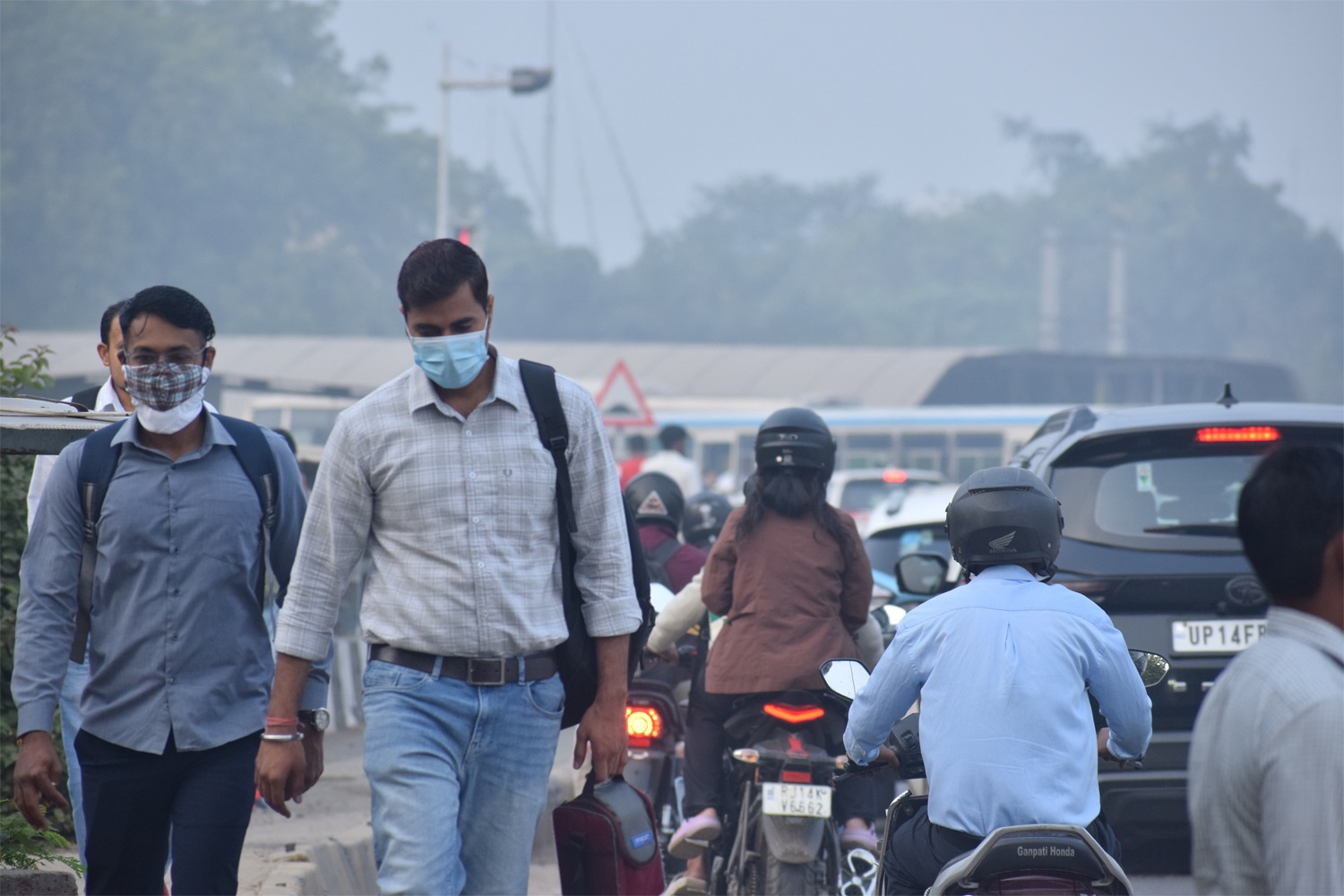 Delhi’s ‘poor’ air becomes worse