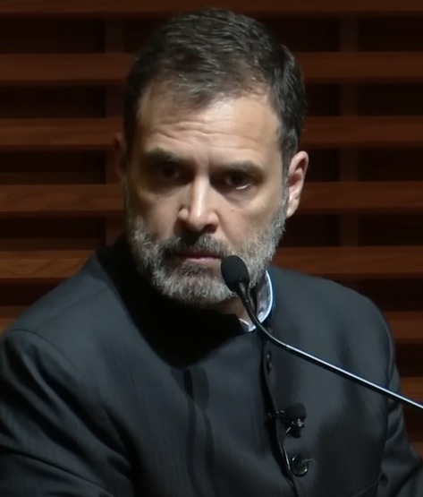 Rahul stirs controversy calls Bittu 'Traitor' 