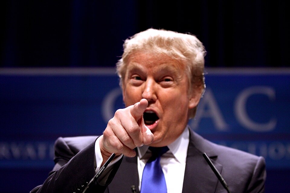 Donald Trump Warns of Strikes as US–Iran Nuclear Talks Open in Geneva