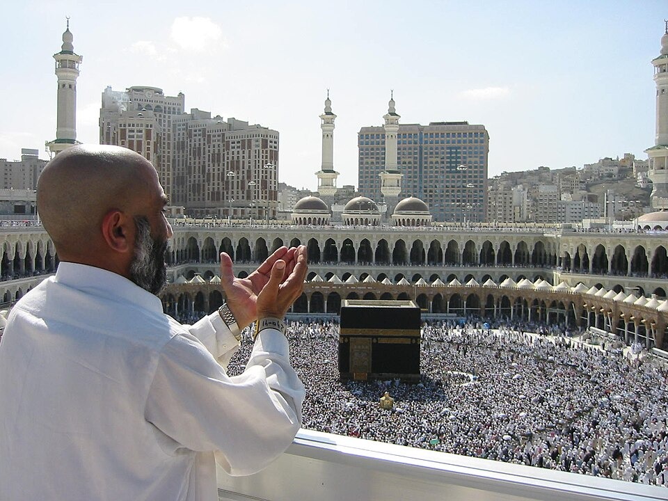 Nigeria Suspends Pilgrimages to Israel and Mecca Amid Middle East Conflict