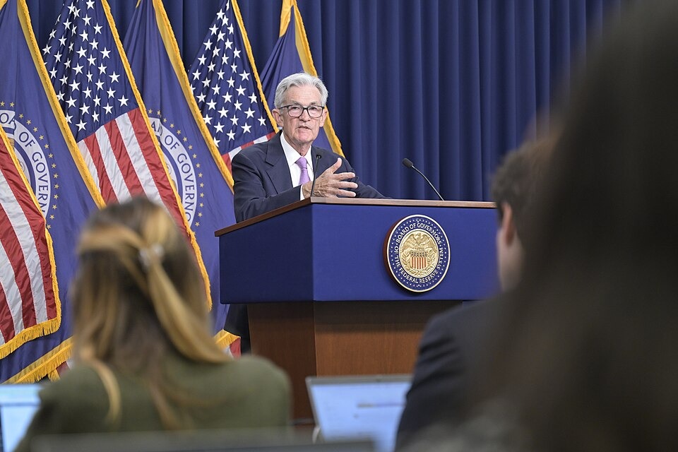 DOJ Drops Probe into Fed Chair Powell Amid Political Pressure Claims