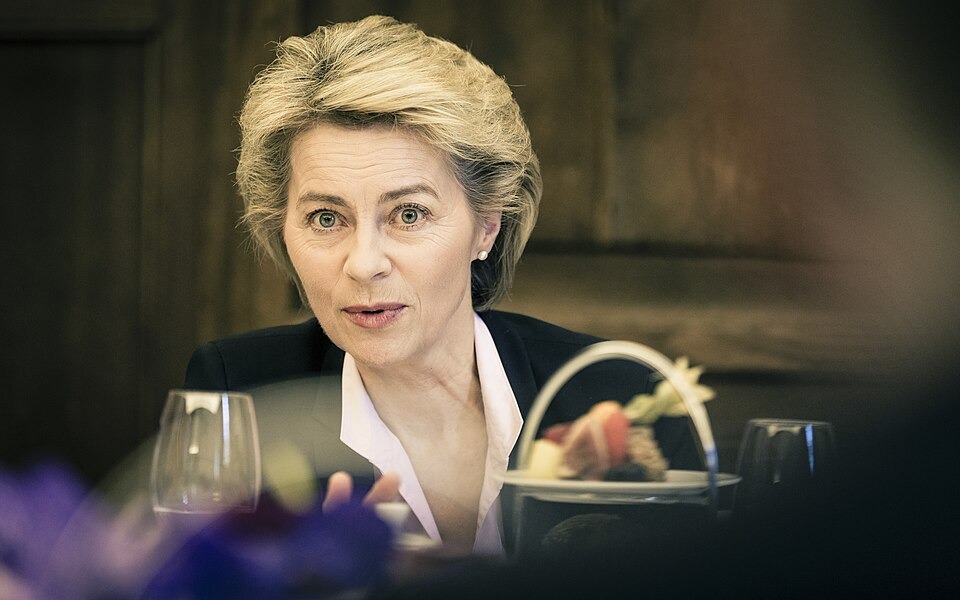 Ursula von der Leyen Prepares Crackdown on Social Media Use by Minors