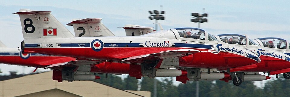 Canadian air force to buy new trainer jets 