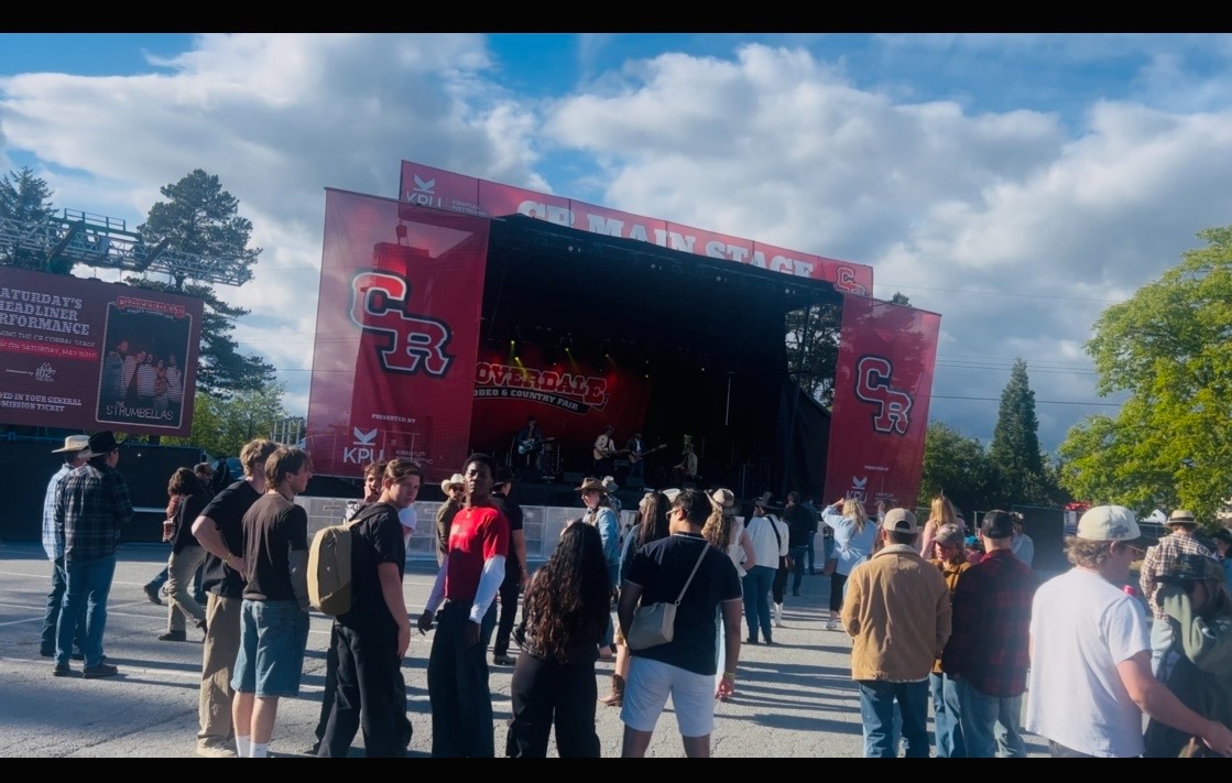 More than 82,000 fairgoers packed the Cloverdale Fairgrounds 