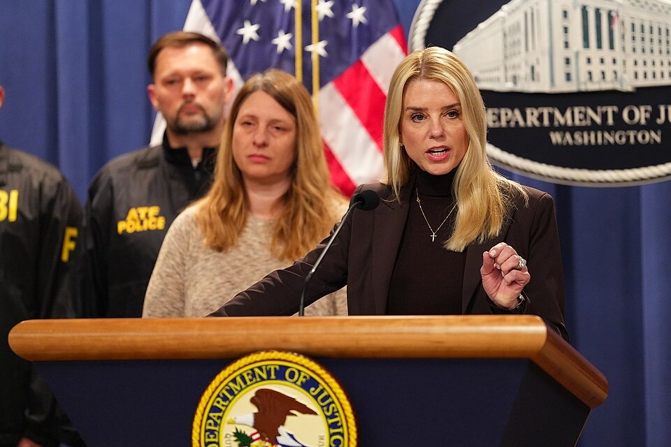 Pam Bondi Undergoes Treatment Following Thyroid Cancer Diagnosis