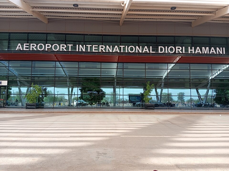 Deadly Gunmen Raid Reported at Niger’s Main Airport and Military Base in Niamey